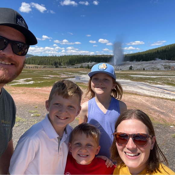 Meet your Posher, Casey - Picture 13 of 16